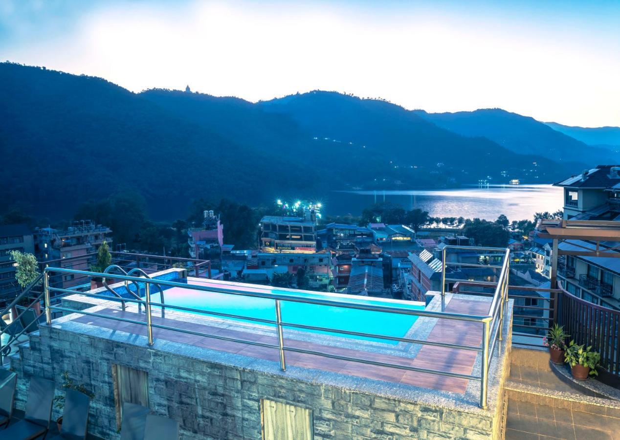 Hotel Shaara Покхара Екстер'єр фото