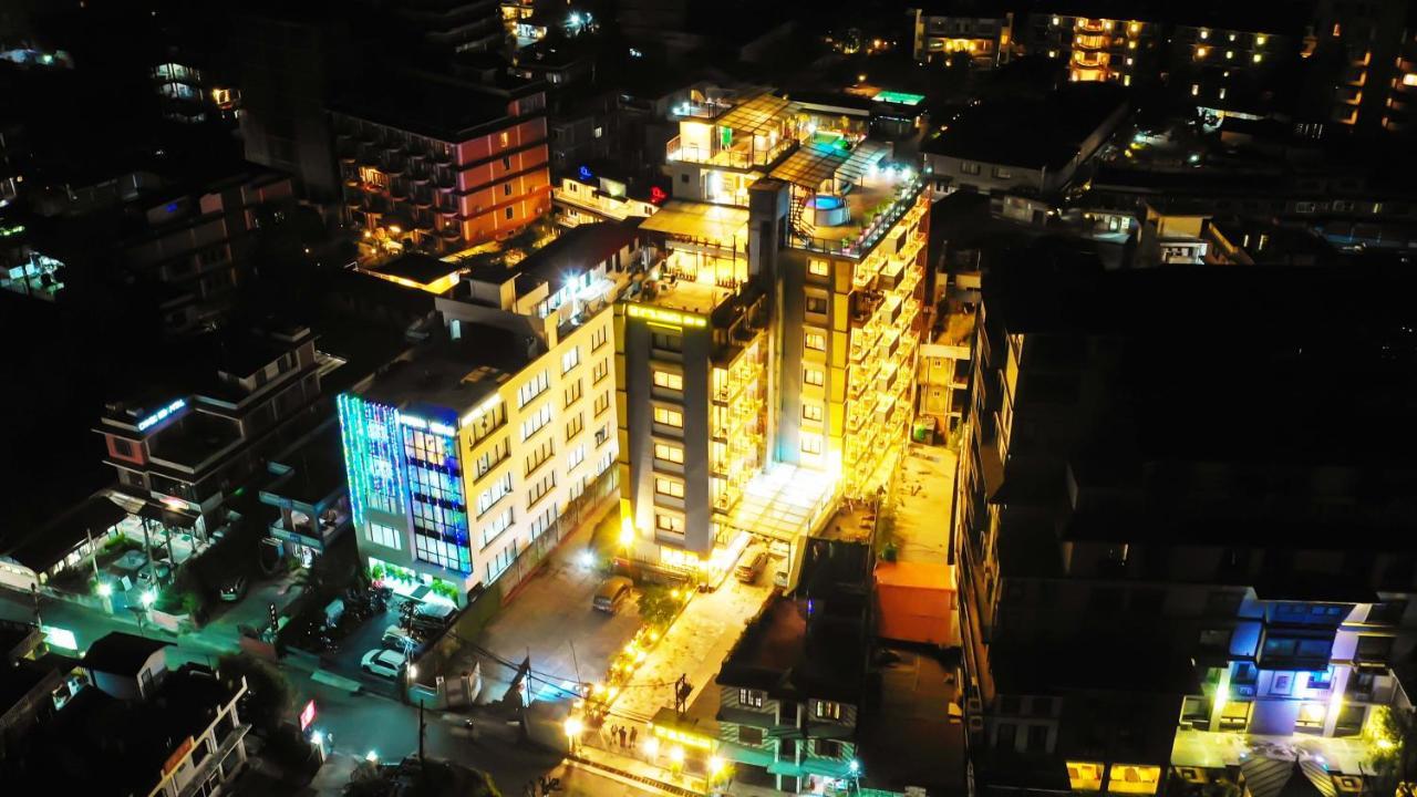 Hotel Shaara Покхара Екстер'єр фото