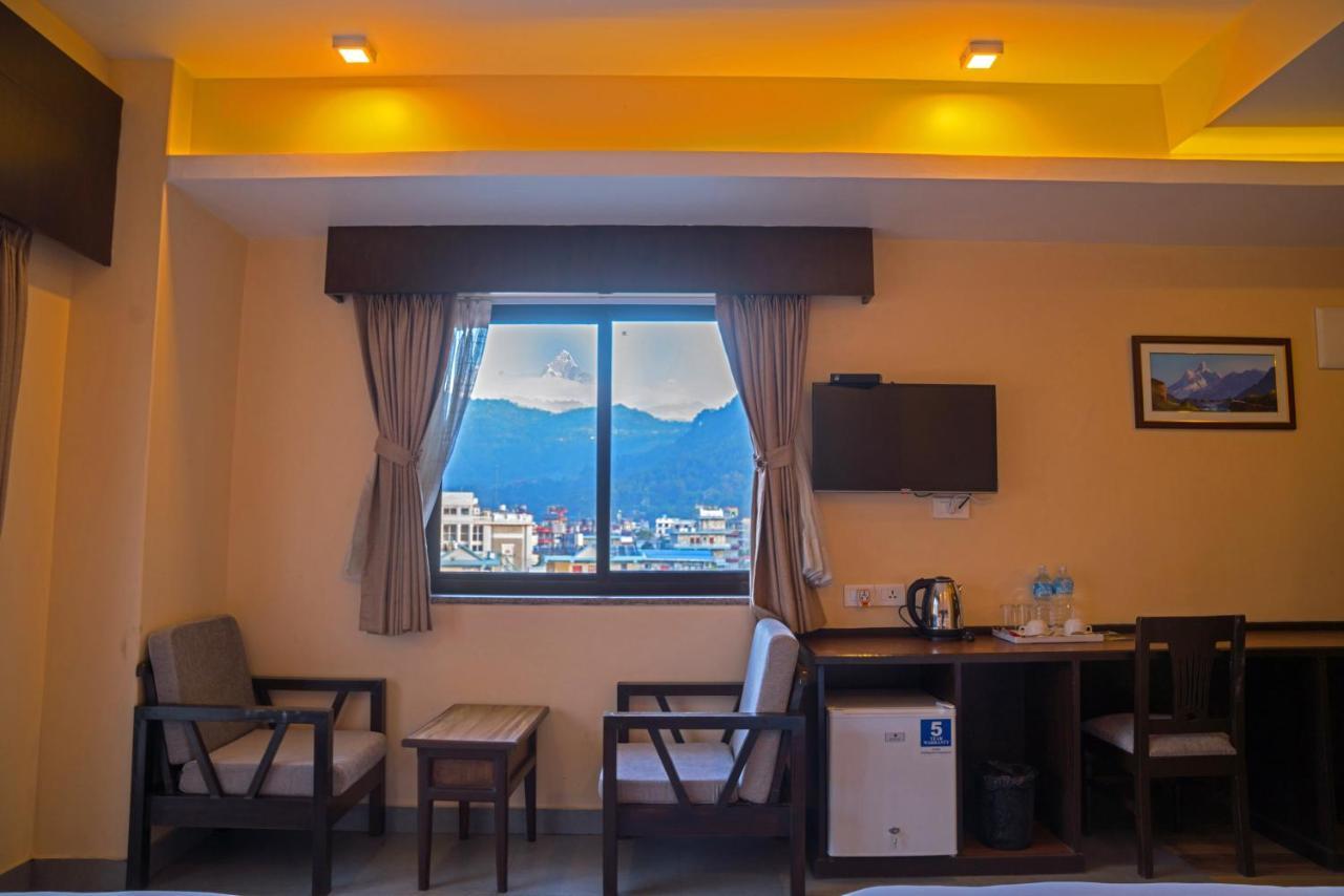 Hotel Shaara Покхара Екстер'єр фото